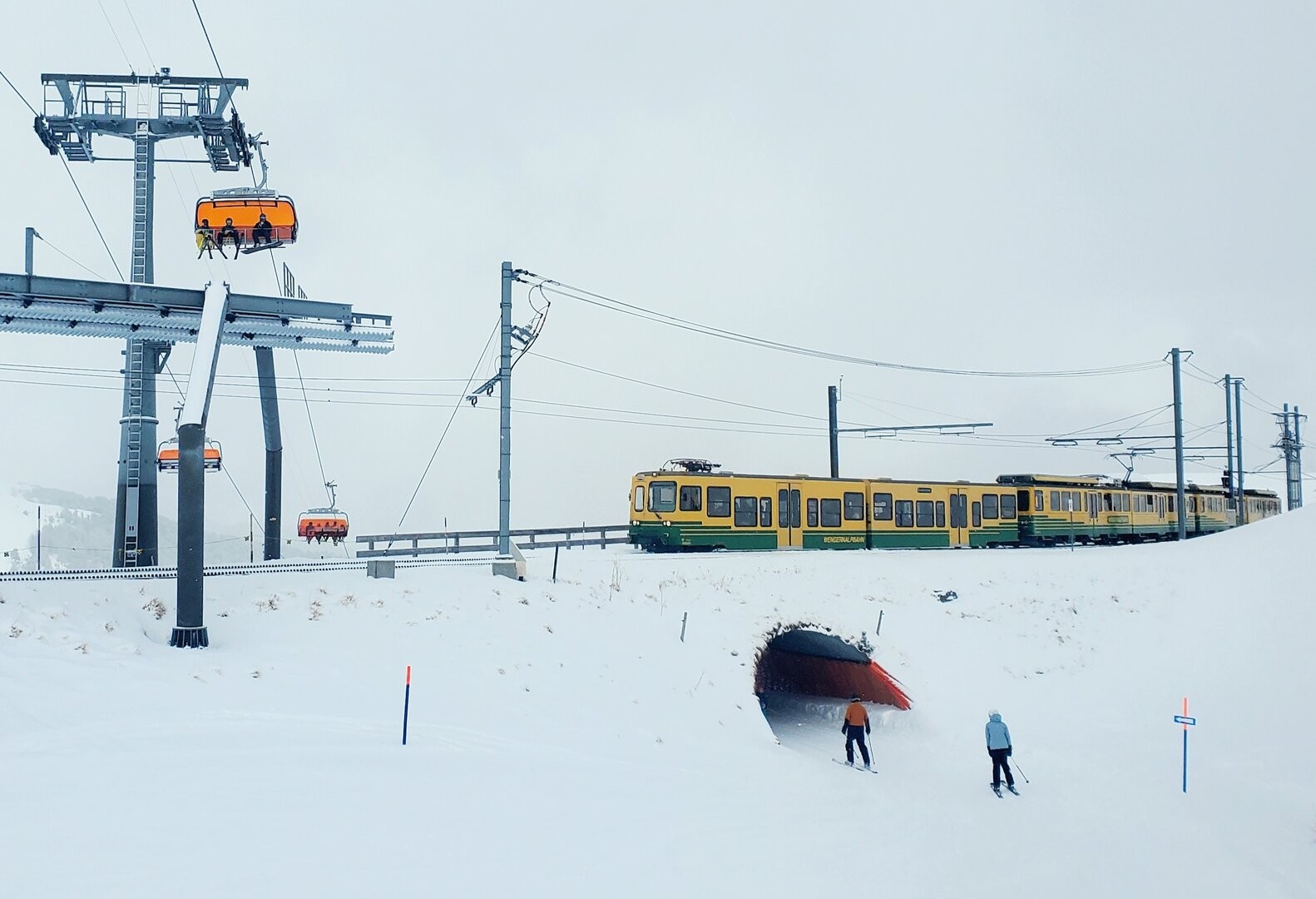 bubble-and-train-and-tunnel-mannlichen.jpg